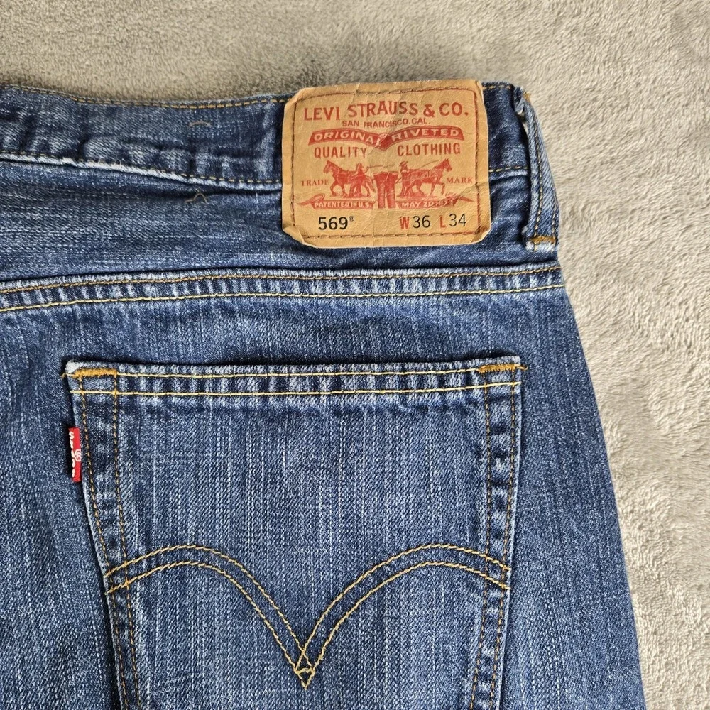 Levis 569 Jeans Mens 36x34 (Fits 34x31) Blue Denim 100% Cotton Loose Straight‎